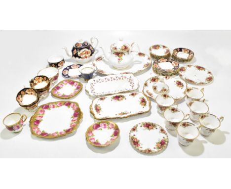 ROYAL ALBERT; an 'Old Country Roses' pattern eighteen piece part tea service, with a Royal Albert Crown China seven piece par