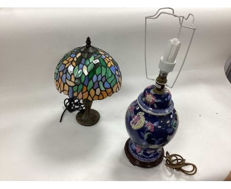 Tiffany Style Table Lamp, together with a Chinese style table lamp (2)