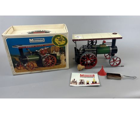 Mamod steam traction engine in original box 