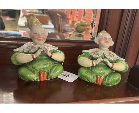 2 ceramic nodding Oriental figures 