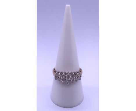9ct gold diamond set ring - Size P 