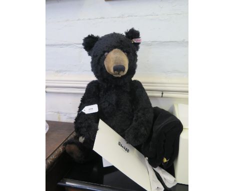 A Steiff limited edition Winnipeg bear, 664618, with certificate and felt bag, 46 cm high 