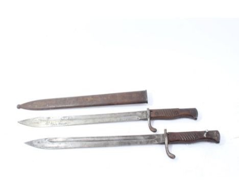 First World War Imperial German butcher bayonet with scabbard and another without scabbard (2)