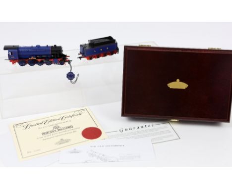 Bachmann 00 gauge limited edition 'Sir Guy Williams' locomotive and tender in fitted wooden case, 986/2000 with certificate a