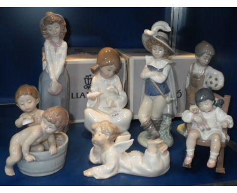 A QUANTITY OF LLADRO ORNAMENTS, two boxed