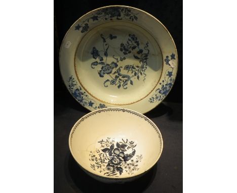 A LARGE CHINESE BASIN with gilt and blue decoration and a similar Worcester type bowl