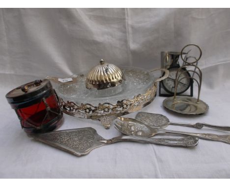 Plated and glass hors-d'oeuvre dish, plated half pint tankard and misc. plateware, compass etc.