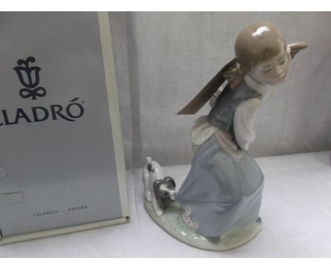 Lladro figure of a young girl with a spaniel 'Naughty dog' (Number 04982)