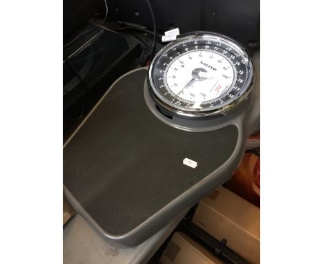 BATHROOM WEIGHING SCALES