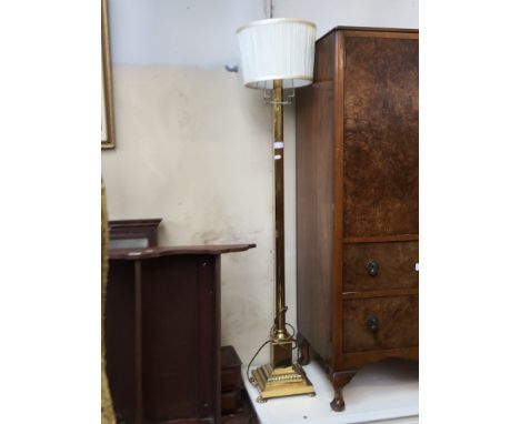 BRASS REEDED LAMP STANDARD