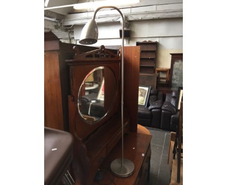 STEEL FLOOR LAMP