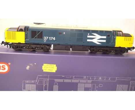 ViTrains V2111, class 37 diesel, 37-174 blue yellow ends, large logo, excellent condition, box with storage wear and missing 