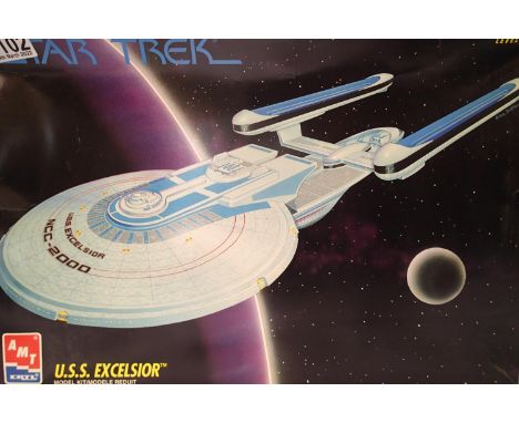 AMT plastic kit, USS Excelsior, approximately L: 45 cm, appears complete, unchecked. P&amp;P Group 1 (£14+VAT for the first l