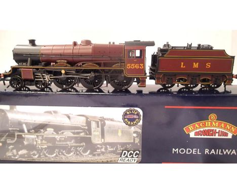 Bachmann 31-185 Jubilee Class, Australia 5563, LMS Maroon, excellent condition, box with wear. P&amp;P Group 1 (£14+VAT for t