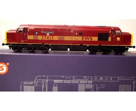ViTrains V2049 class 37 diesel, 37417, Richard Trevithick, EWS Livery, excellent - near mint condition, box with storage wear