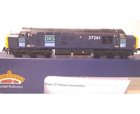 Bachmann 32-780U class 37 diesel, Direct Rail Services, Blue, 37261, in excellent condition, box with wear, Kernow model rail