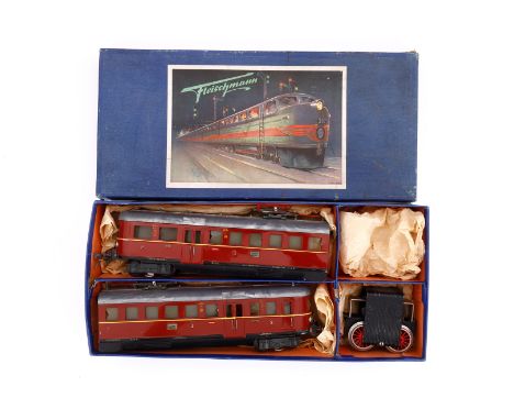 Fleischmann Triebwagen E 370, Spur 0, elektr., 2-teilig, rot, LS, im tw besch. OK, Z 3