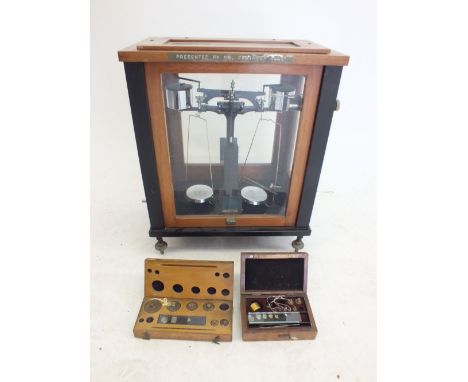 A set of Nivoc Aperodic balance scales and two set of weights, boxed 