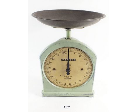 A set of Salter vintage kitchen scales 