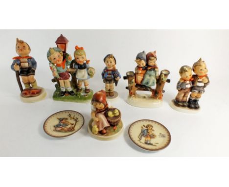 Six various Hummel figures and two pin dishes 