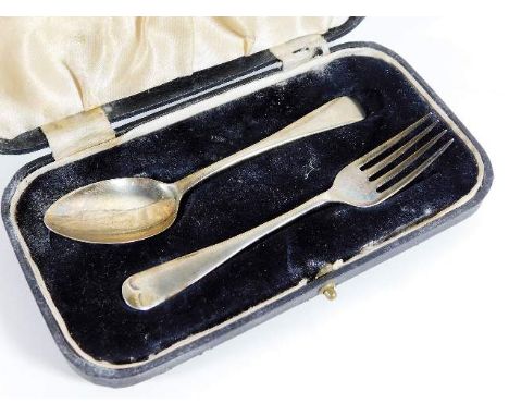 A boxed silver spoon &amp; fork christening set Sheffield c.1937 33.8g