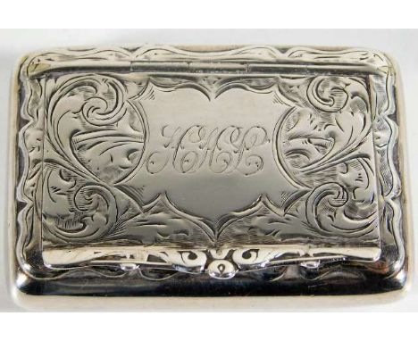 A Robert Chandler 1904 silver snuff box 29.6g