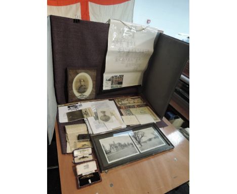 A Collection belonging to WW1 Flight Seargant Joseph Chetwood, died in a plane crash 1917 in England, includes 15ct Gold &amp