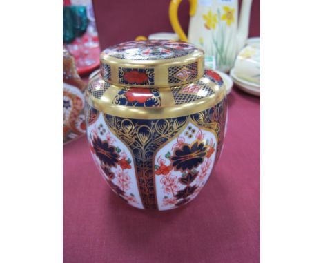 Royal Crown Derby 'Old Imari 1128 Pattern Ginger Jar and Cover, first quality, 11cm high.