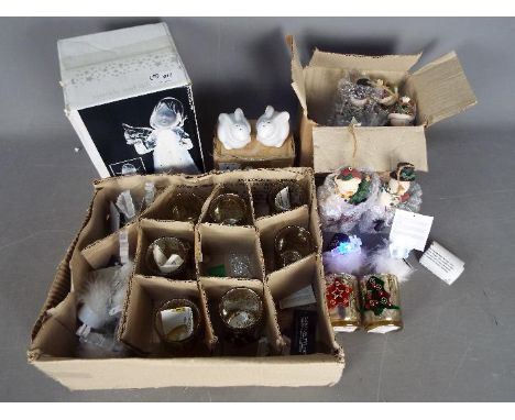 Unused Retail Stock - Mixed lot containing Christmas items; nine glass tea lights, Landon Tyler - eight battery powered tea l