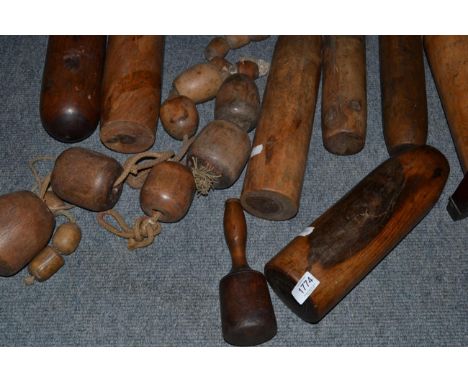 A group of 19th century and later treen items and a fencing projector