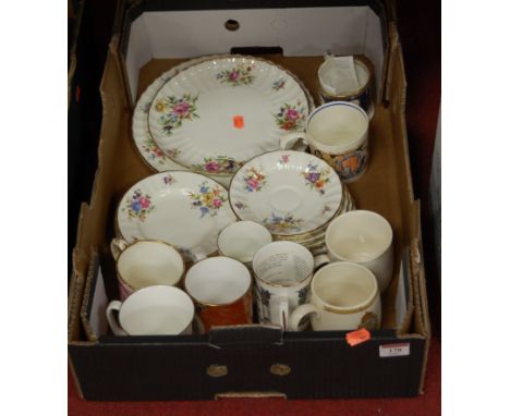 A collection of cermaics, to include a Royal Worcester part dinner service