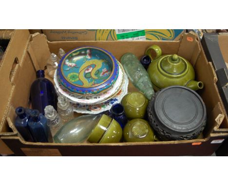 A collection of miscellaneous items to include a Chinese cloisonne enamel bowl, other glassware and ceramics