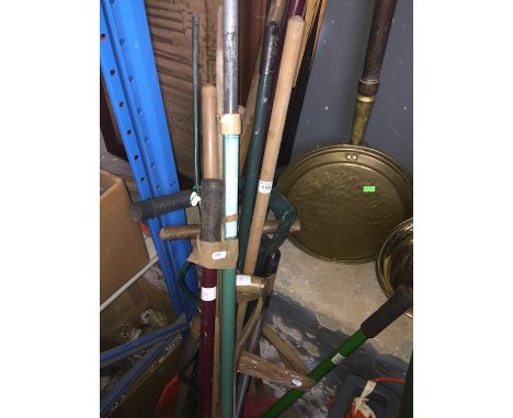 3 bundles of garden tools 