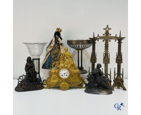 A lot with brocante: Bronze clock, bronze neo Gothic cross and candlesticks, a bronze statue of St. Catherine, Art Deco dish 