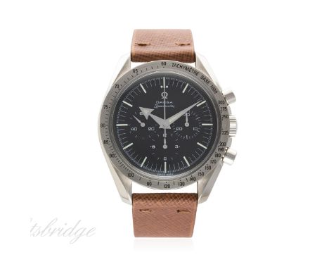 A GENTLEMAN'S STAINLESS STEEL OMEGA SPEEDMASTER PROFESSIONAL BROAD ARROW CHRONOGRAPH WRIST WATCH CIRCA 1998, REF. 145/345.022