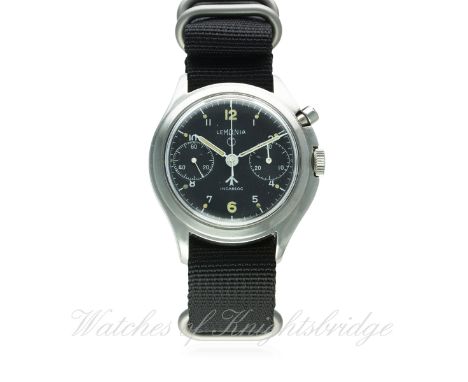 A GENTLEMAN'S STAINLESS STEEL BRITISH MILITARY RAF LEMANIA SINGLE BUTTON CHRONOGRAPH PILOTS WRIST WATCH DATED 1967
D: Black d