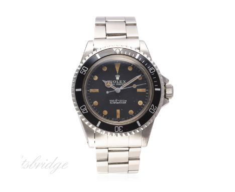 A GENTLEMAN'S STAINLESS STEEL ROLEX OYSTER PERPETUAL SUBMARINER BRACELET WATCH CIRCA 1970, REF. 5513 WITH ROLEX BOX D: Matt b