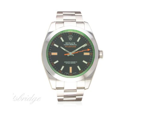 A GENTLEMAN'S STAINLESS STEEL ROLEX OYSTER PERPETUAL "GREEN GLASS" MILGAUSS BRACELET WATCH DATED 2010, REF. 116400GV WITH BOX