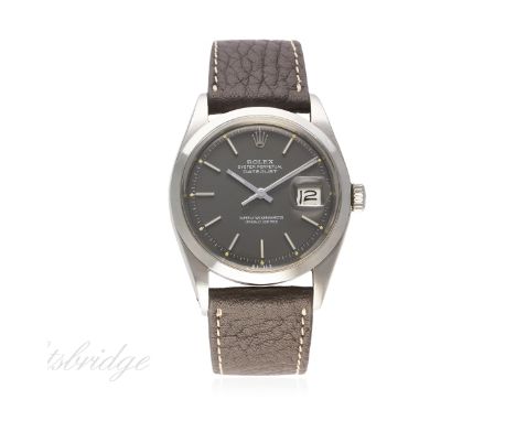 A GENTLEMAN'S STAINLESS STEEL ROLEX OYSTER PERPETUAL DATEJUST WRIST WATCH CIRCA 1971, REF. 1600
D: Grey dial with white inlai