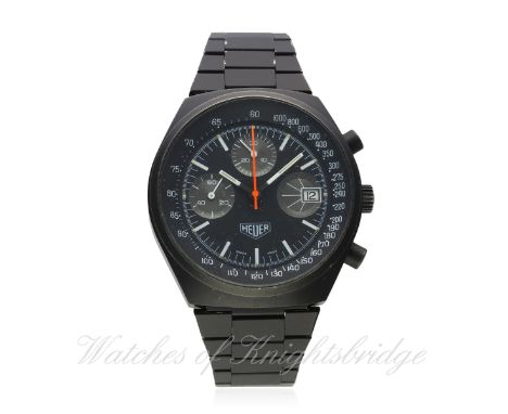 A GENTLEMAN'S PVD COATED HEUER CHRONOGRAPH BRACELET WATCH CIRCA 1980s
D: Black dial with luminous hour markers, double regist