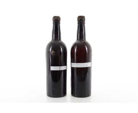2 BOTTLES OF MARTINEZ 1927 VINTAGE PORT No stated ABV / Approx 75clQty: 2Cracking to both seals. Not currently leaking. Fill 