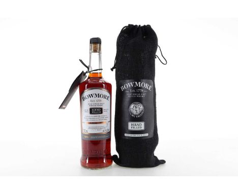 BOWMORE 2001 HAND FILLED CASK #1520 ISLAY SINGLE MALT  Distilled: 27/11/2001Bottled: 05/03/2020Matured in Sherry Cask #1520Bo