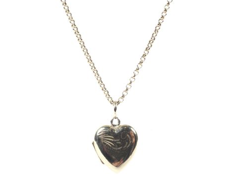 A 9ct gold chain with a heart shaped locket, 7g