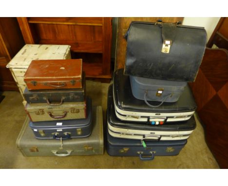 Assorted vintage cases and a leather bag 
