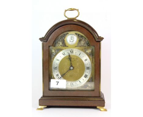 A Garrard & Co Ltd Elliott reproduction mantle clock, H. 24cm.