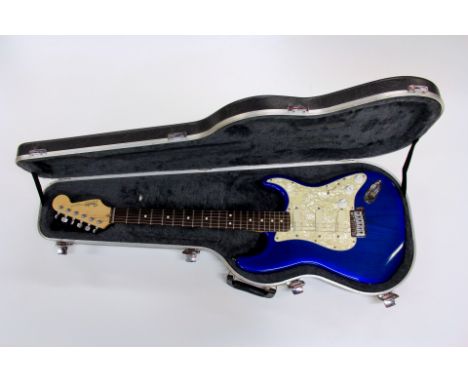 An Authentic Fender Stratocaster Electric guitar, dated 1993, serial number N3160796, in case, in original condition.
Model: 