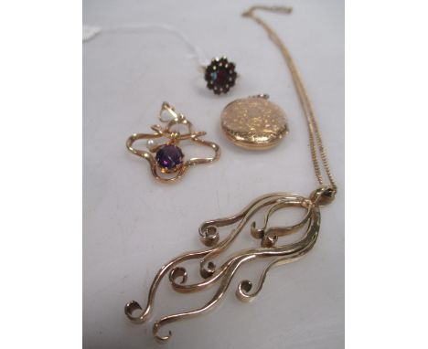 An amethyst and pearl Arts & Crafts style pendant, an unmarked yellow metal locket, a cotnemporary necklace and a garnet clus