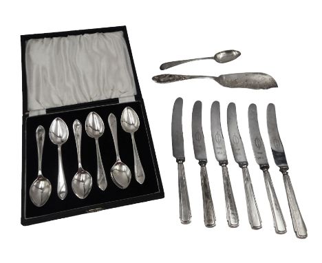 Set of six mid 20th century silver Celtic Point coffee spoons, hallmarked Sheffield 1944, maker's mark SS, in fitted case, to