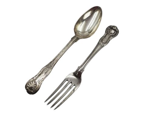 George IV silver Kings pattern dessert spoon, hallmarked William Chawner II, London 1825, together with a similar George IV s