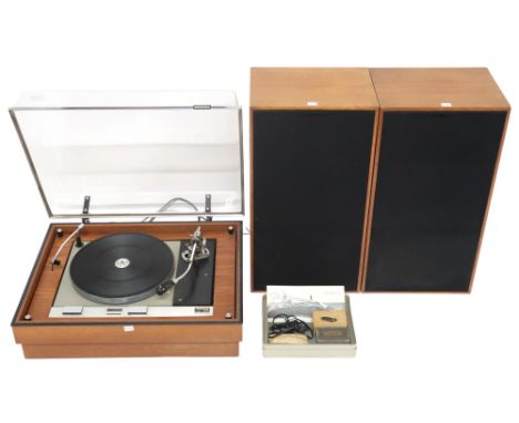 THORENS TD 125 Record Player with an SME Precision II Pick Up Arm Model. 3009, within a model 2000 plinth system. Also a pair